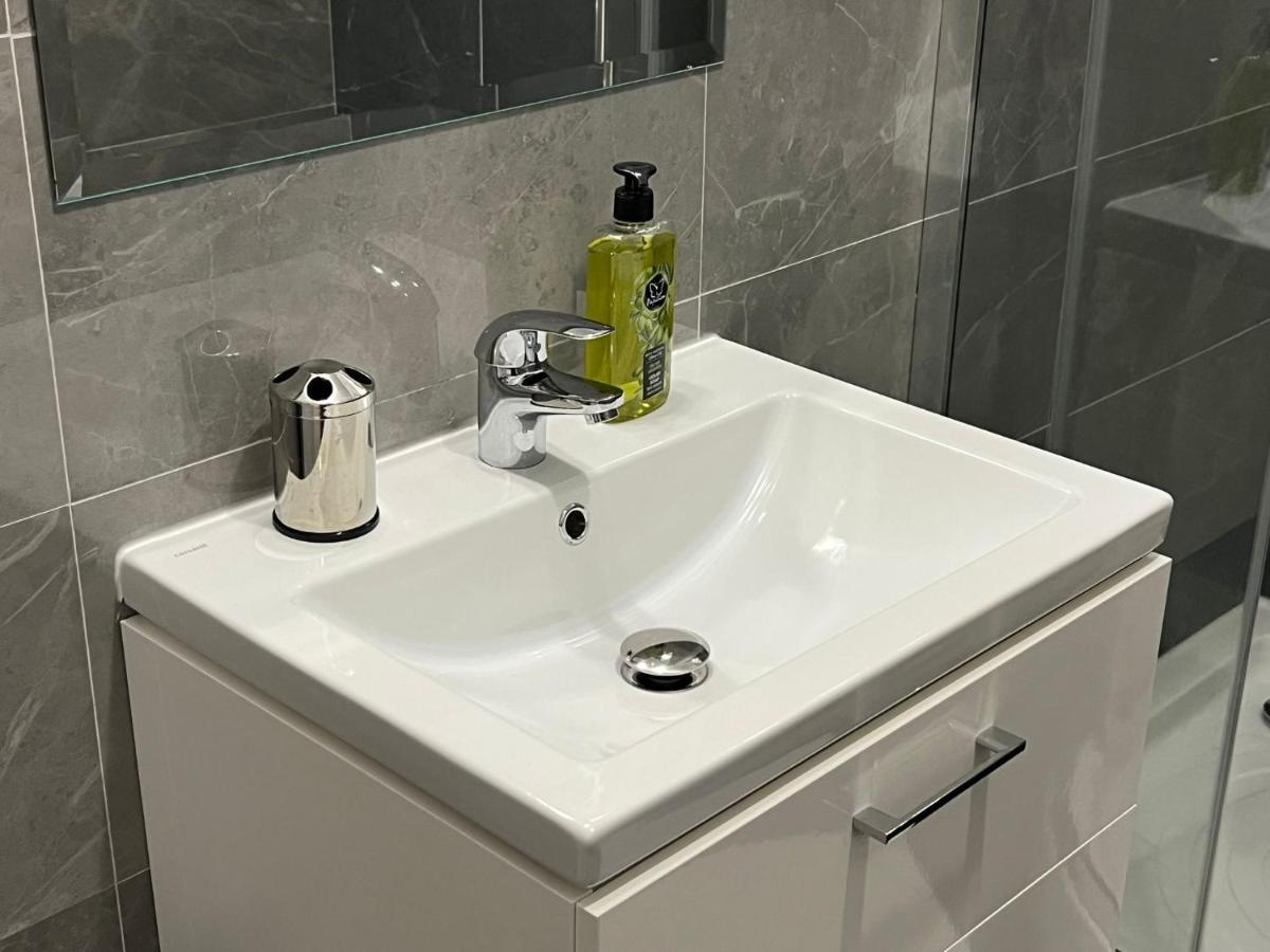 Perfect Host Palas Centru Apartment Яш Екстериор снимка